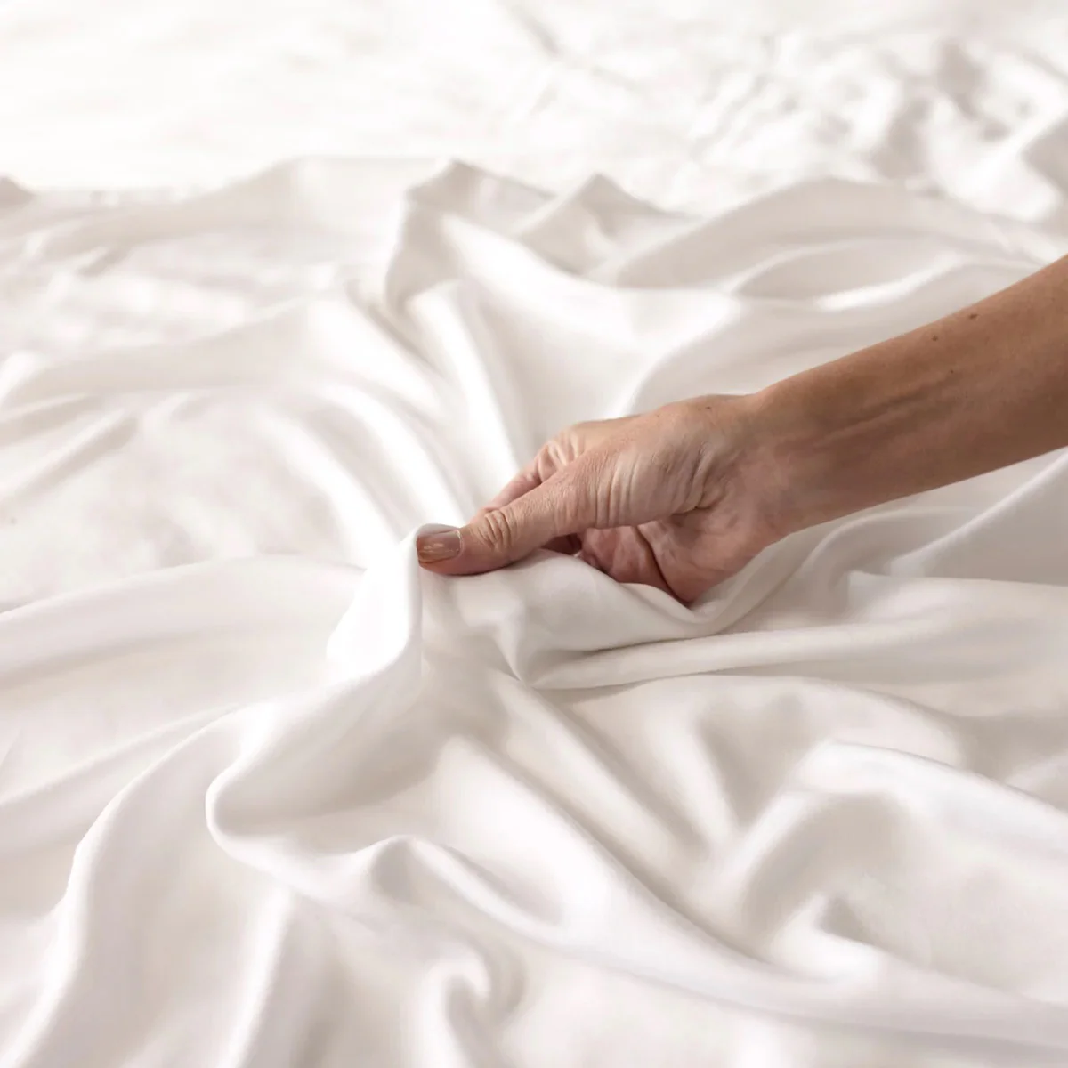 Cozy Earth Bamboo Sheet Set - Image 3